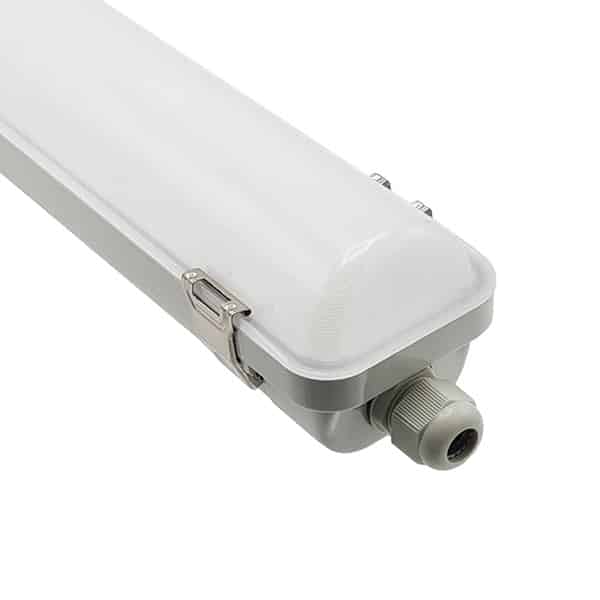 Led fixtures with sensor